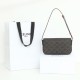 CELINE セリーヌ 2025FW 新作 高級感ショルダーバッグ レディース 人気 おしゃれ