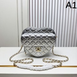 CHANEL シャネル 2025FW 新作 高品質ショルダーバッグ レディース 大人女子におすすめ