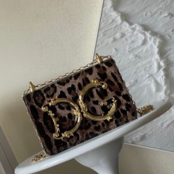 DOLCE＆GABBANA ドルチェ＆ガッバーナ 2025FW 新作 高級感ショルダーバッグ 人気 上品