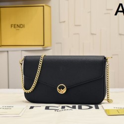 FENDI フェンデイ 2025FW 新作 上品ショルダーバッグ 高品質レプリカ 大容量 人気