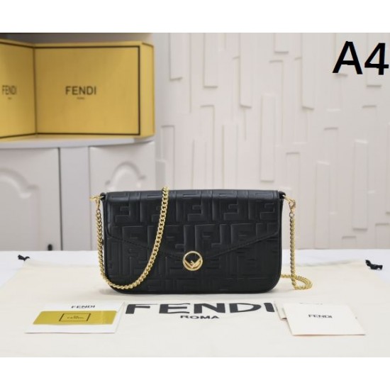 FENDI フェンデイ 2025FW 新作 上品ショルダーバッグ 高品質レプリカ 大容量 人気