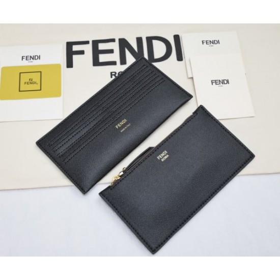 FENDI フェンデイ 2025FW 新作 上品ショルダーバッグ 高品質レプリカ 大容量 人気