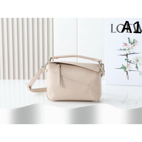 LOEWE ロエベ 2025FW 新作 上品ショルダーバッグ 高級感漂う おしゃれ 人気アイテム