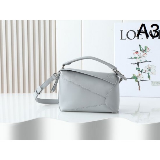 LOEWE ロエベ 2025FW 新作 上品ショルダーバッグ 高級感漂う おしゃれ 人気アイテム