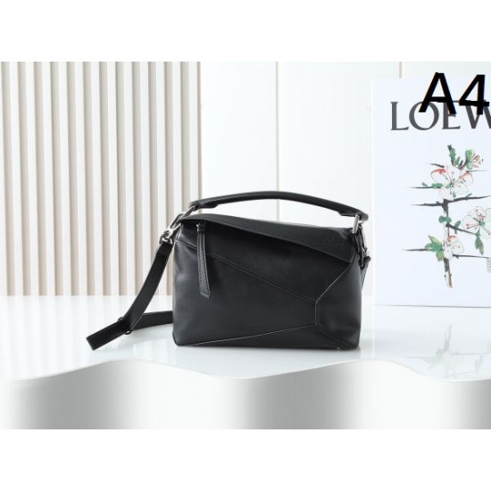LOEWE ロエベ 2025FW 新作 上品ショルダーバッグ 高級感漂う おしゃれ 人気アイテム