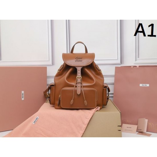 MIU MIU ミュウミュウ 2025FW 新作 高品質バックパック 大容量 おしゃれ 高級レプリカ