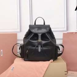 MIU MIU ミュウミュウ 2025FW 新作 高品質バックパック 大容量 おしゃれ 高級レプリカ