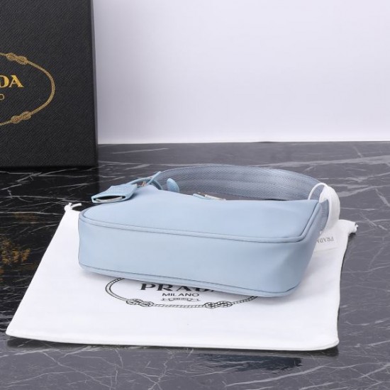 PRADA プラダ 2025FW 新作 高級感トートバッグ レディース 上品 人気モデル
