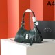 PRADA プラダ 2025FW 新作 上品トートバッグ 高級感漂う 人気アイテム