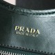 PRADA プラダ 2025FW 新作 上品トートバッグ 高級感漂う 人気アイテム