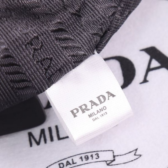 PRADA プラダ 2025FW 新作 大容量トートバッグ おしゃれ レディース 高品質モデル