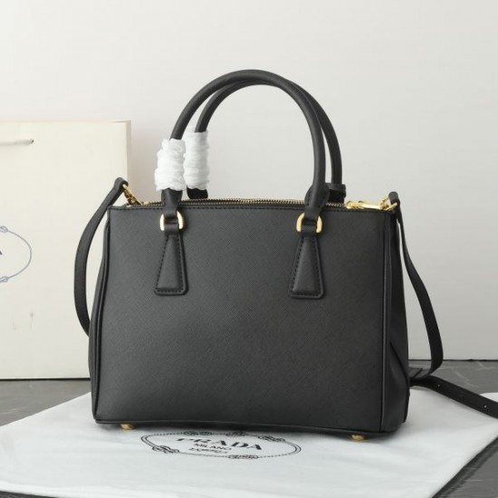 PRADA プラダ 2025FW 新作 人気トートバッグ 高級感 上品 おしゃれデザイン