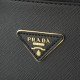 PRADA プラダ 2025FW 新作 人気トートバッグ 高級感 上品 おしゃれデザイン