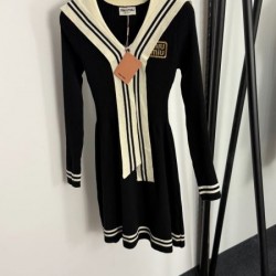 2025FW ワンピース MIU MIU ミュウミュウ 大人可愛いきれいめコーデに最適