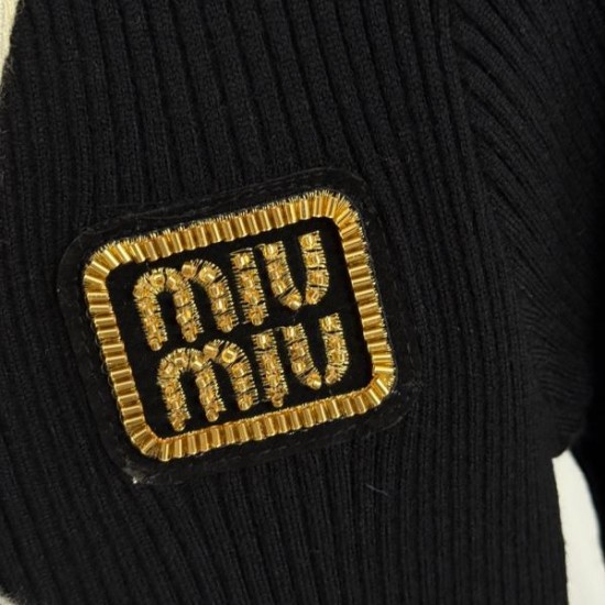 2025FW ワンピース MIU MIU ミュウミュウ 大人可愛いきれいめコーデに最適