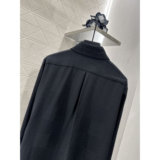 2025FW シャツ CHANEL シャネル カジュアルエレガント 今季注目の必須アイテム