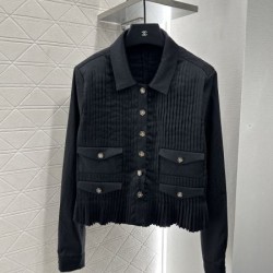 2025FW セットアップ CHANEL シャネル 高級感溢れる 最新ファッショントレンド