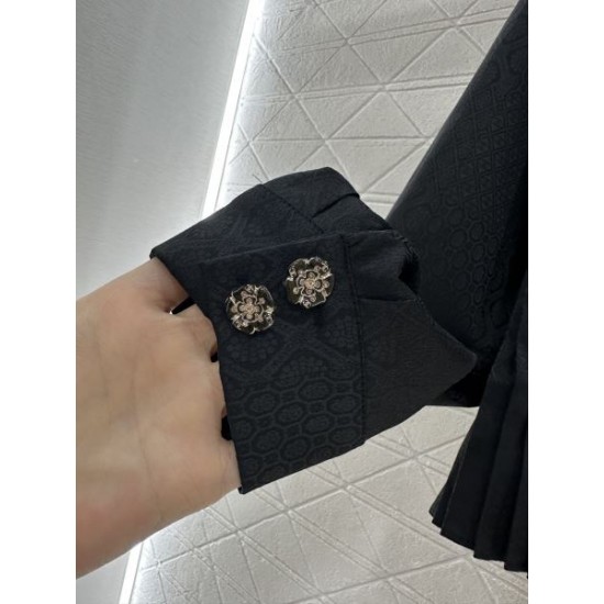 2025FW セットアップ CHANEL シャネル 高級感溢れる 最新ファッショントレンド