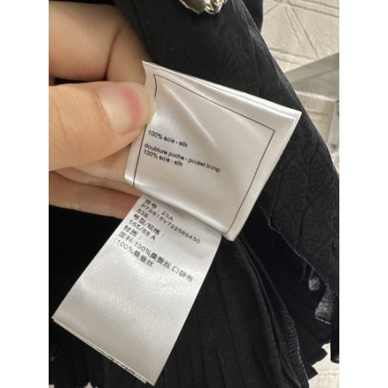 2025FW セットアップ CHANEL シャネル 高級感溢れる 最新ファッショントレンド