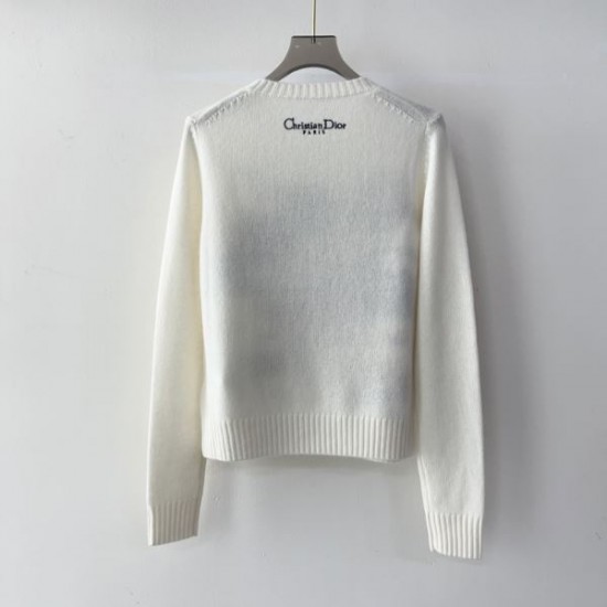 2025FW 長袖トップス DIOR ディオール 今季トレンド感満載 高級感ある着こなし