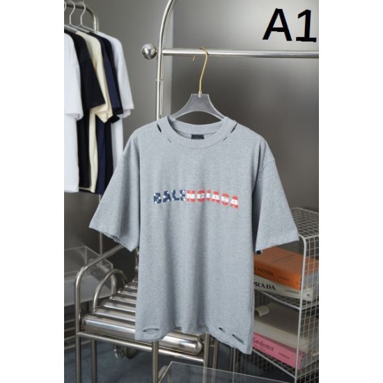 2025SS BALENCIAGA バレンシアガ 新作オーバーサイズ 半袖Tシャツ トレンド感満載ユニセックスデザイン
