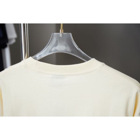 2025SS BALENCIAGA バレンシアガ 芸能人愛用モノクロデザイン 半袖Tシャツ ハイブランド風ストリートスタイル