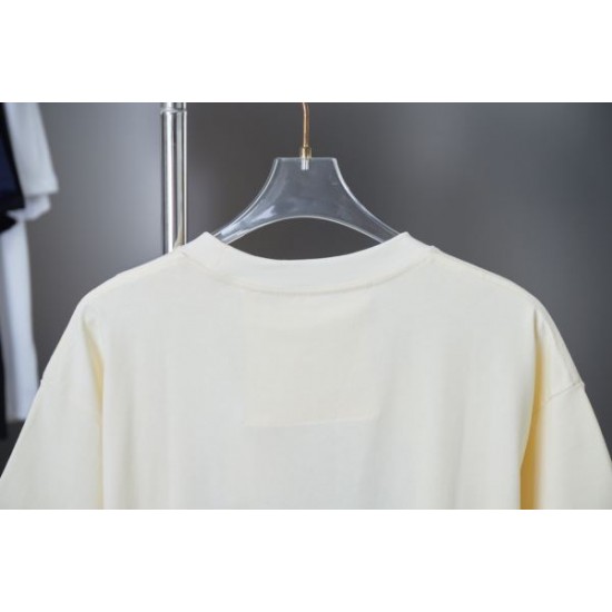 2025SS GIVENCHY ジバンシィ ロゴ刺繍入り 半袖Tシャツ シンプルながら存在感抜群