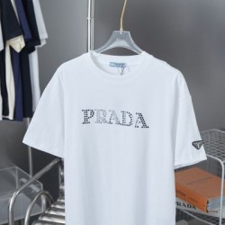 2025SS PRADA プラダ シンプルラグジュアリー 半袖Tシャツ 洗練された大人カジュアル