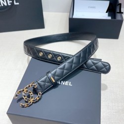 2025FW ファッション ベルト CHANEL シャネル ファッションに新しい色 トレンド