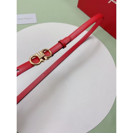 2025FW プレミアム ベルト FERRAGAMO サルヴァトーレ フェラガモ 今年らしく魅力的アップ 高級感