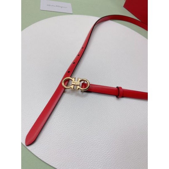 2025FW プレミアム ベルト FERRAGAMO サルヴァトーレ フェラガモ 今年らしく魅力的アップ 高級感