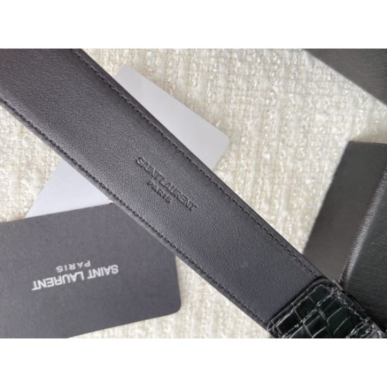 2025FW 注目 ベルト YSL イヴ サンローラン 引き続き注目のスタイル 高級感