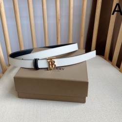 2025FW トレンド ベルト BURBERRY バーバリー この秋欠かせないアイテム 上品なデザイン