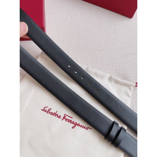 2025FW シンプル ベルト FERRAGAMO サルヴァトーレ フェラガモ 着こなしが簡単につくれる 人気アイテム