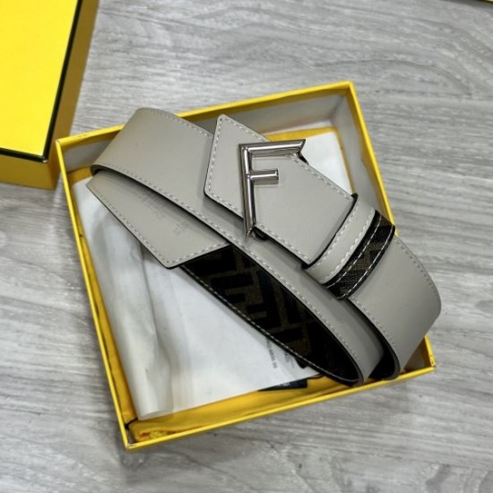 2025FW 自分らしく ベルト FENDI フェンデイ 自分らしいスタイリング 人気新作