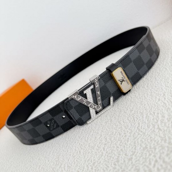 2025FW 海外 ベルト LOUIS VUITTON ルイヴィトン 海外セレブが注目アイテム 高級感