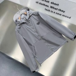 2025秋冬 ジャケット PRADA プラダ 印象に残る注目デザイン新作