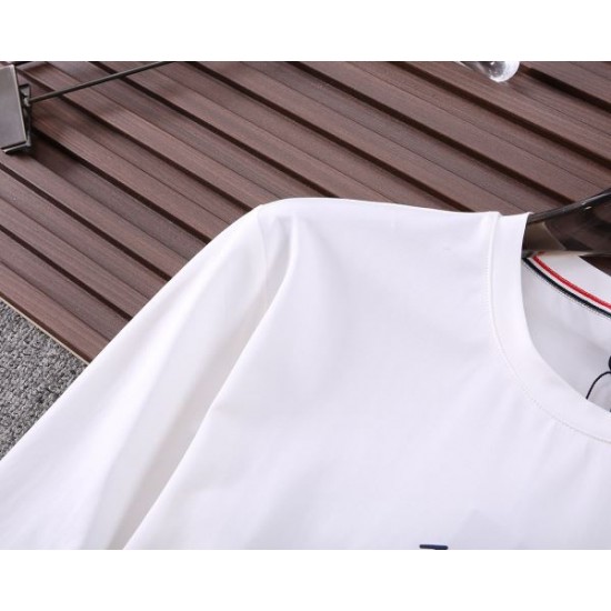 2025秋冬 長袖Tシャツ MONCLER モンクレール 足元まで注目される新作アイテム