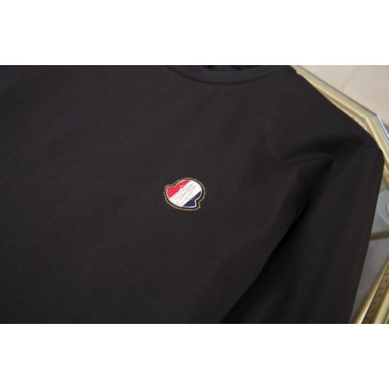 2025秋冬 長袖Tシャツ MONCLER モンクレール カジュアルにも映える大人魅力