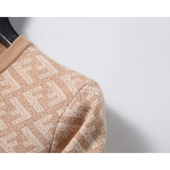 2025秋冬 セーター FENDI フェンディ 着回し力抜群大人カジュアル