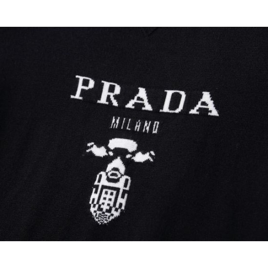 2025秋冬 セーター PRADA プラダ 秋に映える大人カジュアル