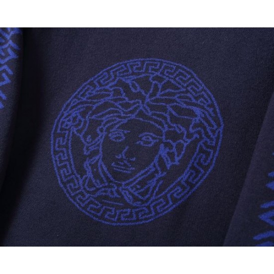 2025秋冬 セーター VERSACE ヴェルサーチェ 芸能人愛用注目ブランド