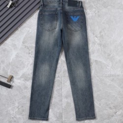 2025秋冬 ジーパン ARMANI アルマーニ 着回し抜群 定番人気アイテム