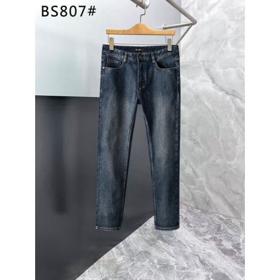 2025秋冬 ジーパン HUGO BOSS ヒューゴボス スタイリッシュ クール印象