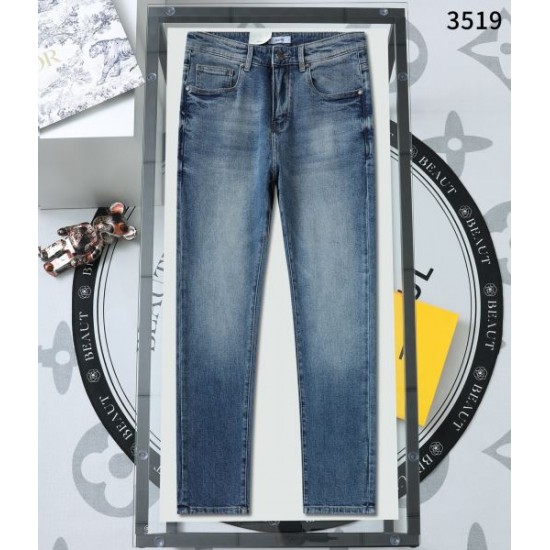 2025秋冬 ジーパン LOEWE ロエベ トレンド必須 人気注目ジーンズ