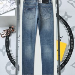 2025秋冬 ジーパン LOEWE ロエベ トレンド必須 人気注目ジーンズ