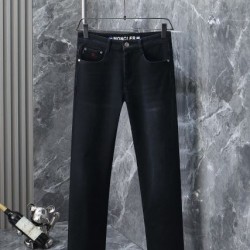 2025秋冬 ジーパン MONCLER モンクレール 絶妙コーデ 洗練新作パンツ