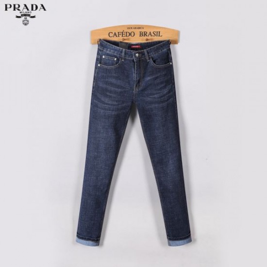 2025秋冬 ジーパン PRADA プラダ 秋先取り トレンド必須アイテム