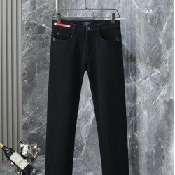 2025秋冬 ジーパン PRADA プラダ おしゃれ楽しむ 大人カジュアルパンツ