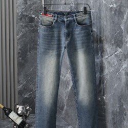2025秋冬 ジーパン PRADA プラダ 日本未展開 希少新作ジーンズ